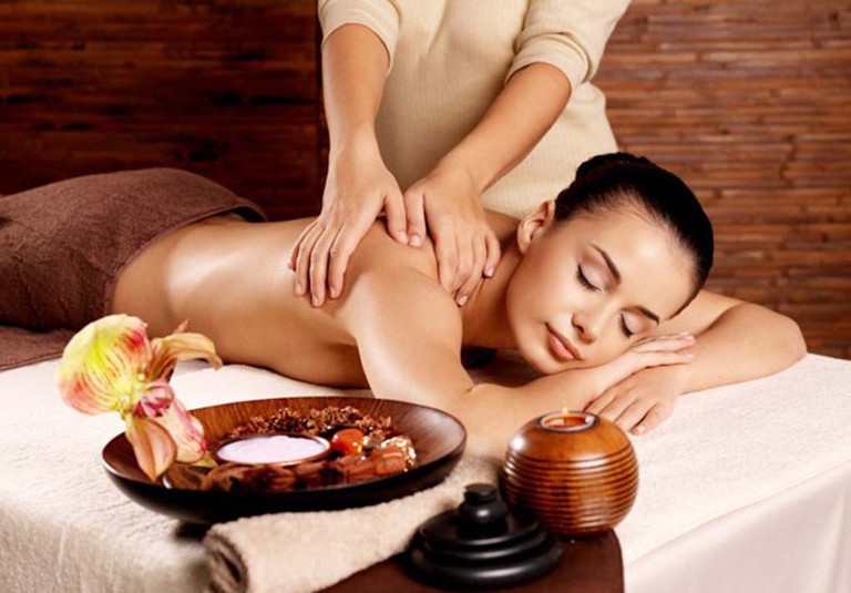 dịch vụ massage foot and body Đà Nẵng